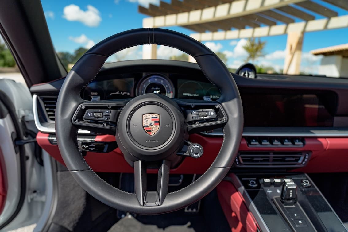 Porsche 992 Turbo Cabrio 9