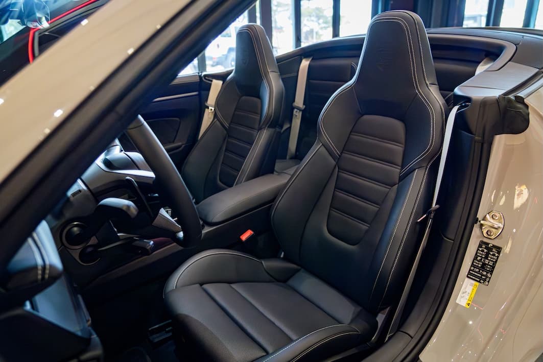 Porsche Carrera GTS Cabrio 13