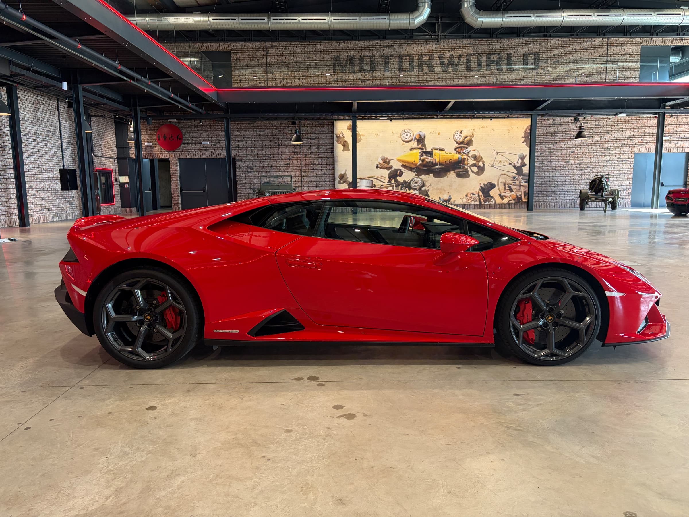 Lamborghini Huracan Evo 4