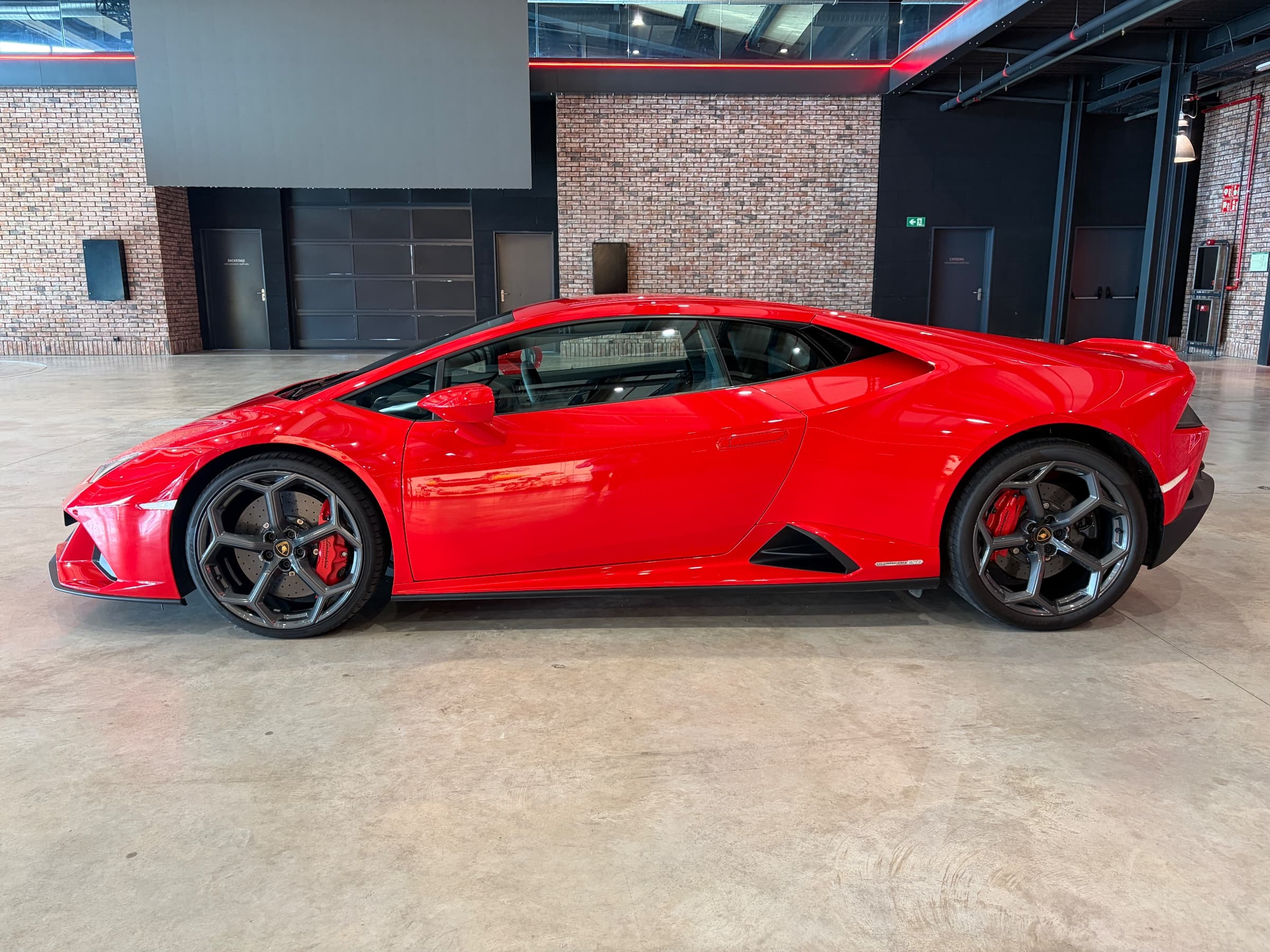 Lamborghini Huracan Evo 5
