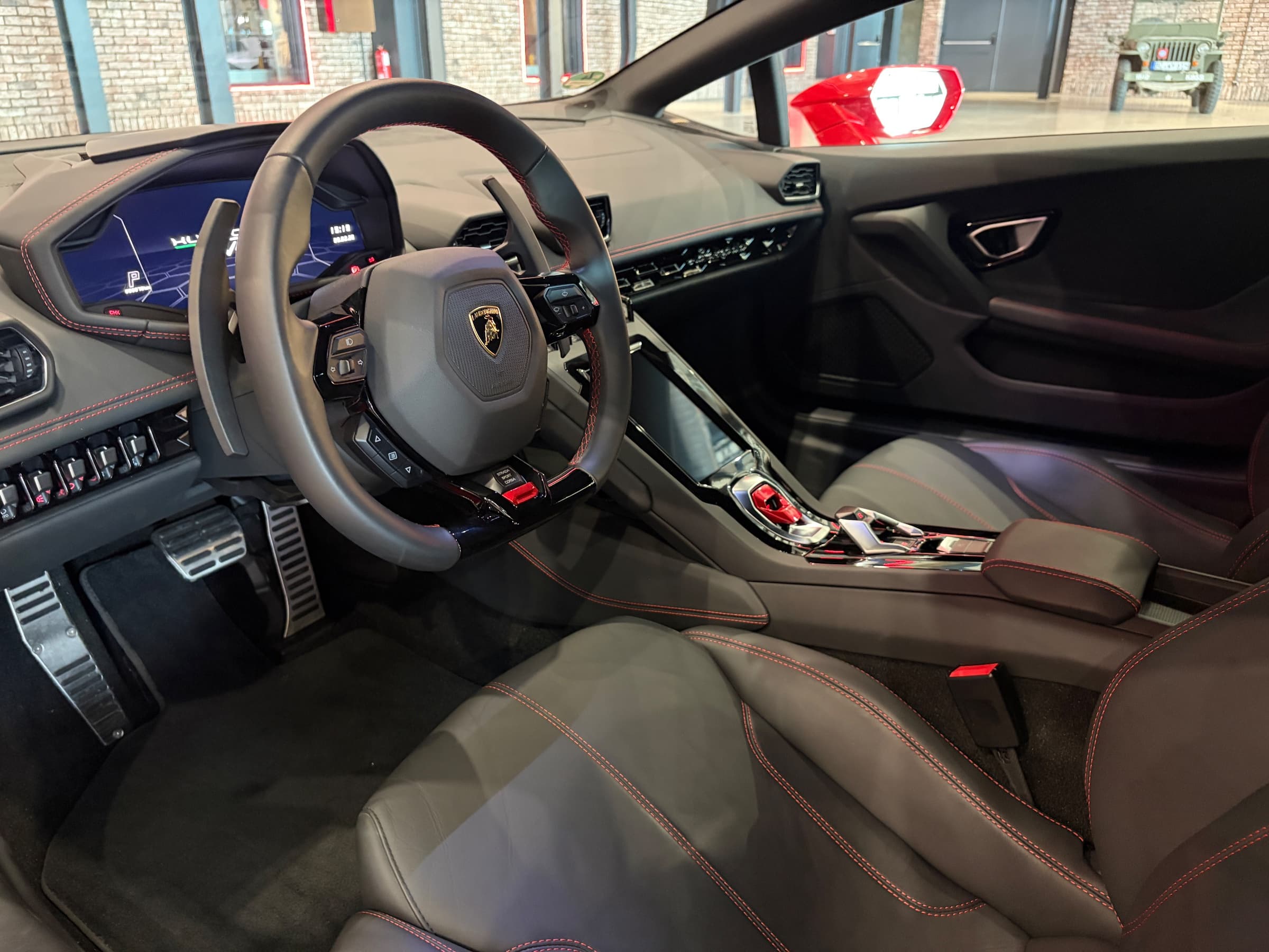 Lamborghini Huracan Evo 8