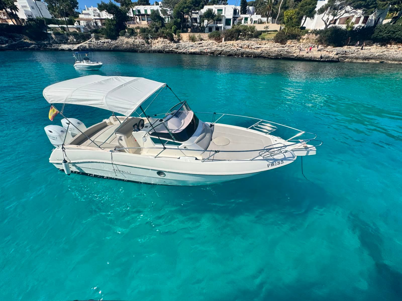 CAPELLI CABIN CRUISER 1
