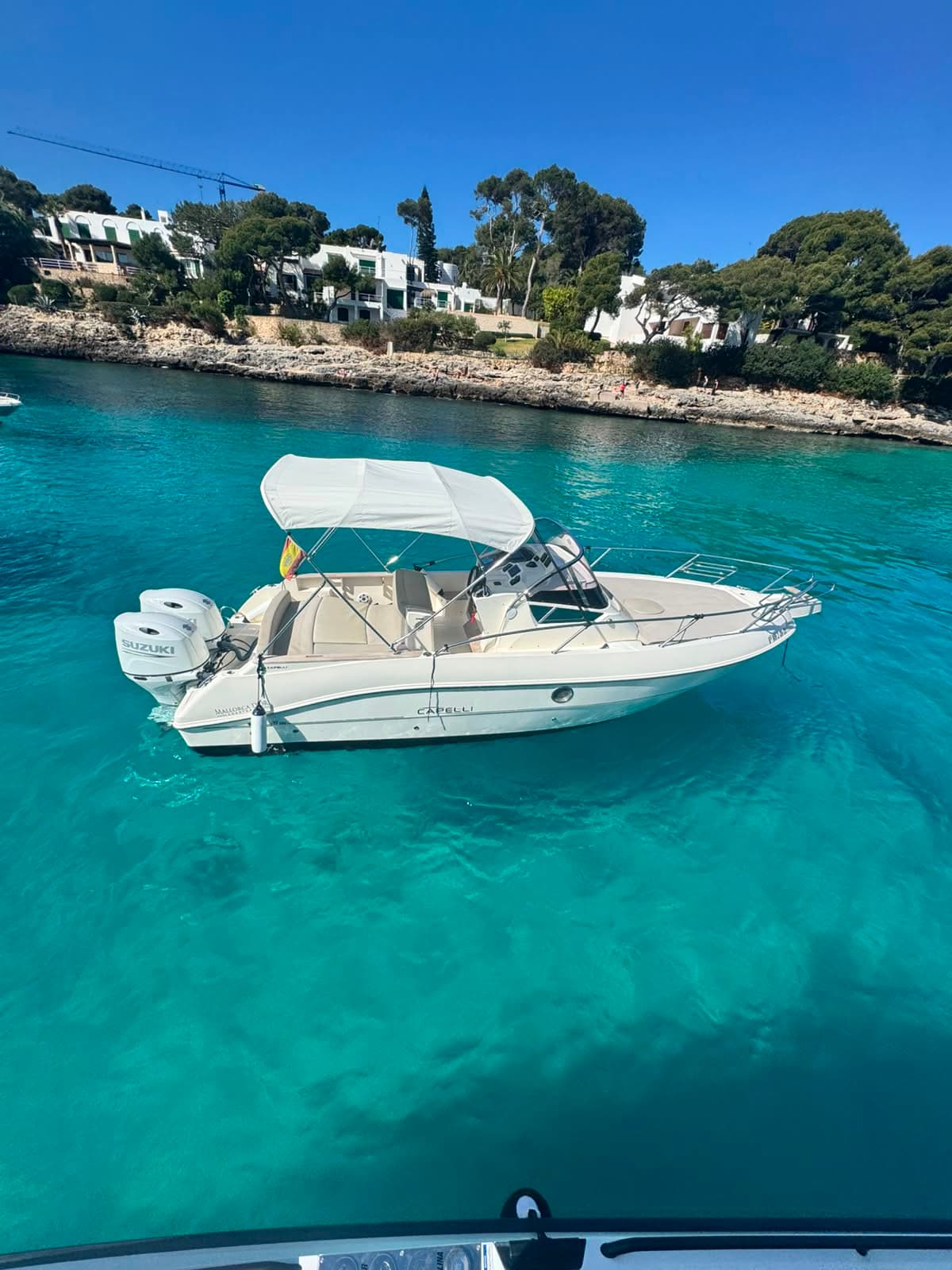 CAPELLI CABIN CRUISER 4
